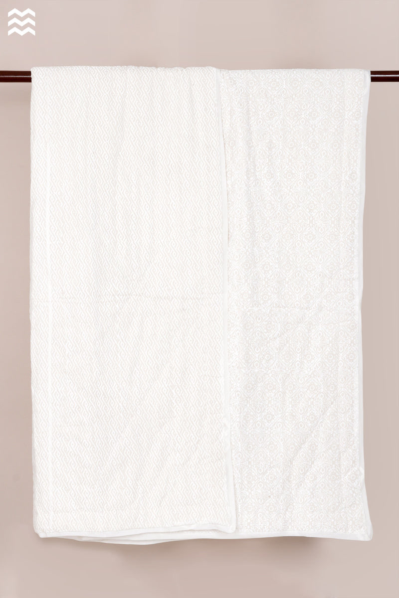 Crystal White 第 1 張
